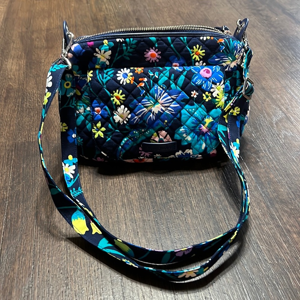 Vera Bradley Carson mini shoulder bag